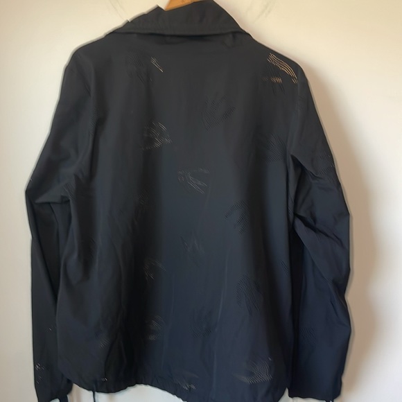 Nanette Lepore nylon perforation jacket with adjustable sleeve size Xl. - Picture 7 of 11